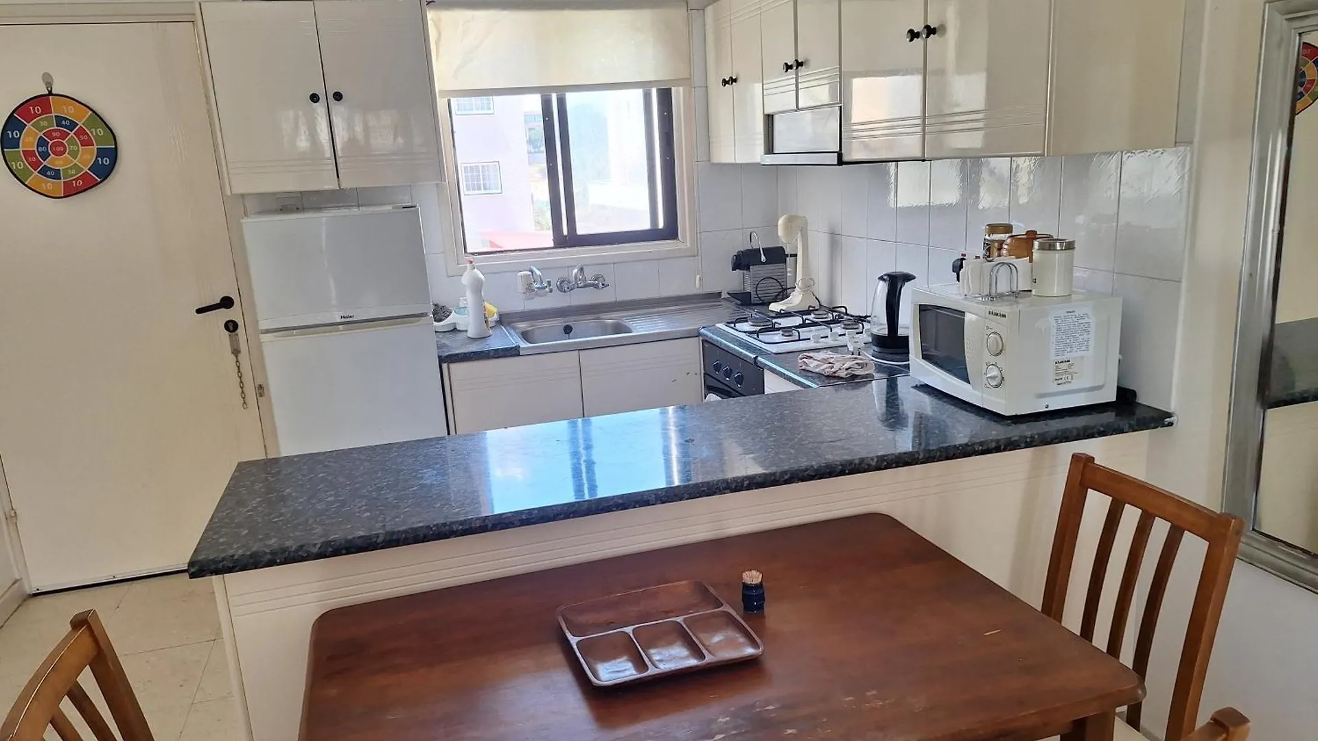 Easy 2 Bedroom Apartment, Makenzi Beach Aglantzia 公寓