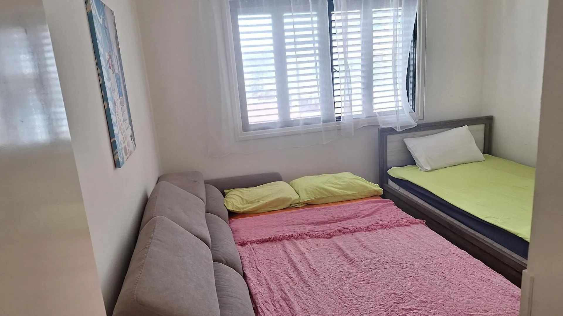 Easy 2 Bedroom Apartment, Makenzi Beach Aglantzia Apartment